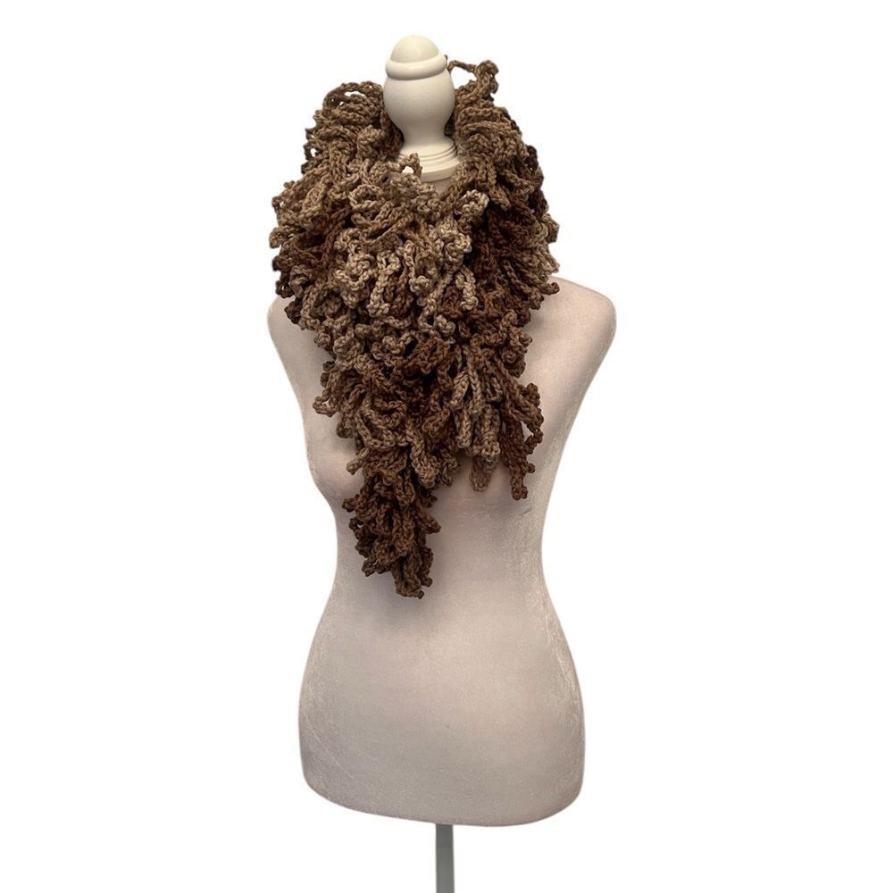 NWT Angela’s Designs one of a kind handmade crocheted loopy boa scarf